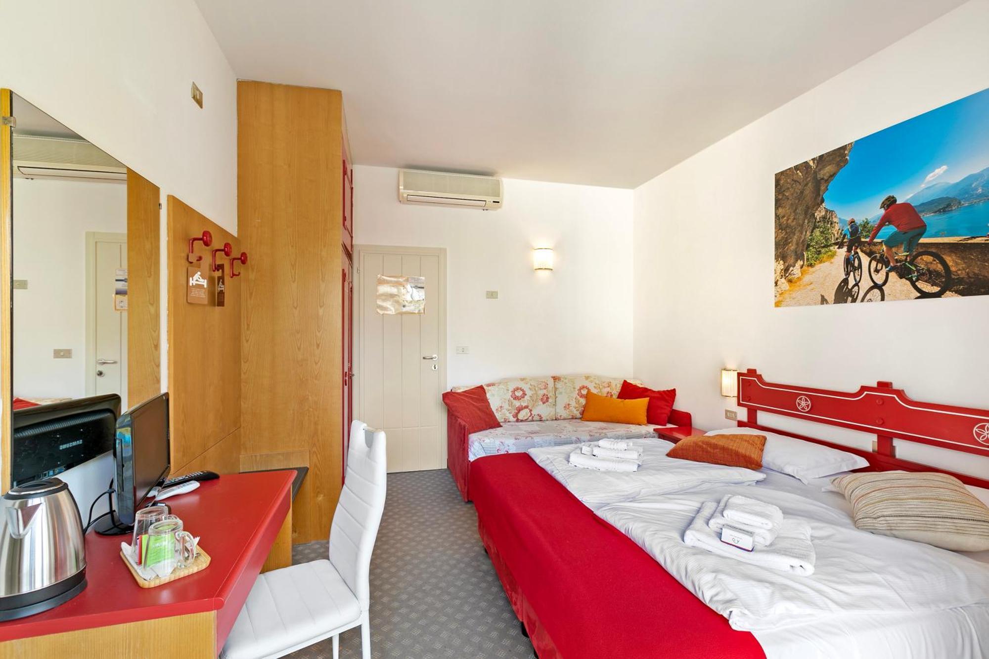 Bike & Wind Hotel Villa Maria 托尔博莱 外观 照片