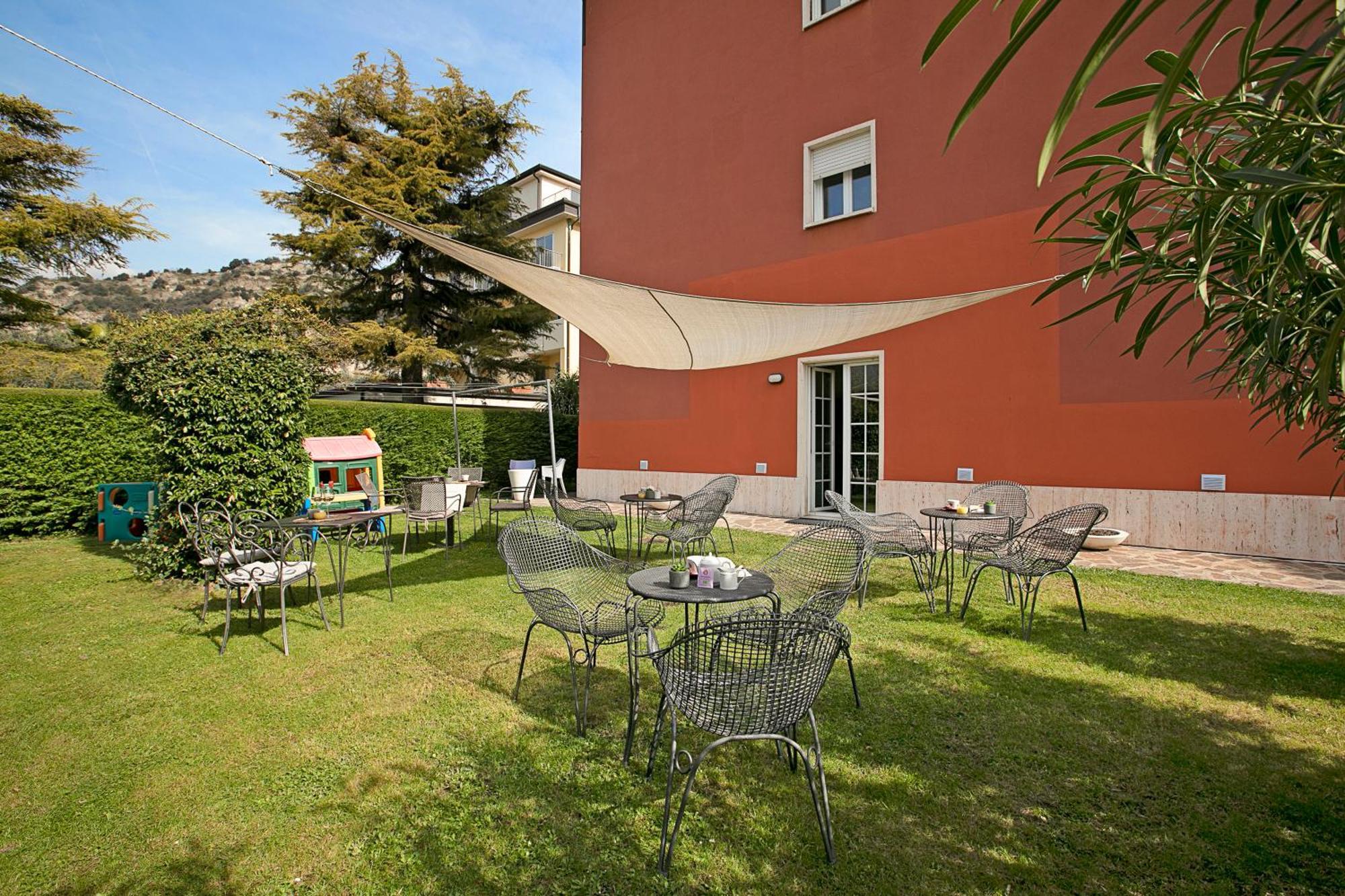 Bike & Wind Hotel Villa Maria 托尔博莱 外观 照片